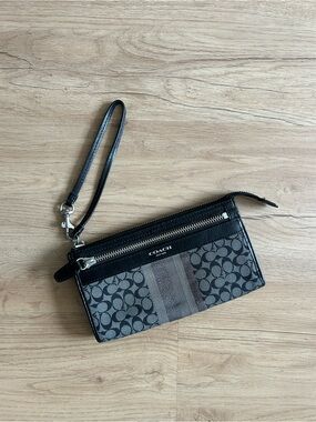 Coach Vintage Black/Charcoal Gray Signature Stripe Double Zip Wristlet Wallet